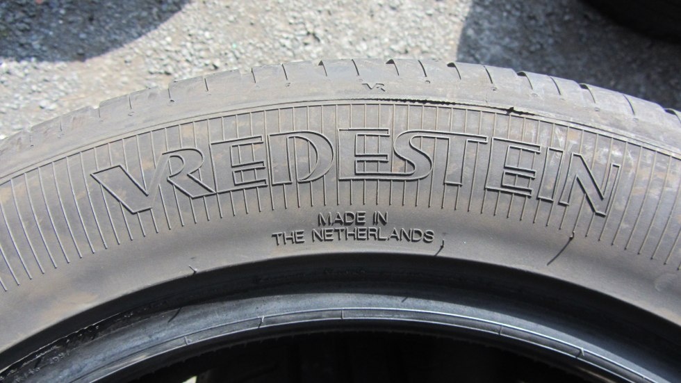 Letní pneu 215/55/17 Vredestein - 5