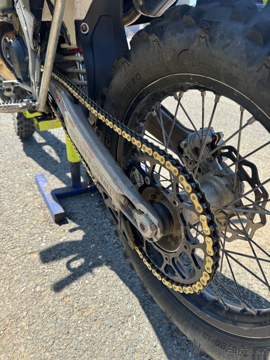 Husqvarna TE 300i 2022