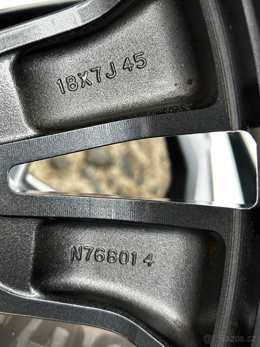 Nissan X-Trail , 225/60/18 - 5