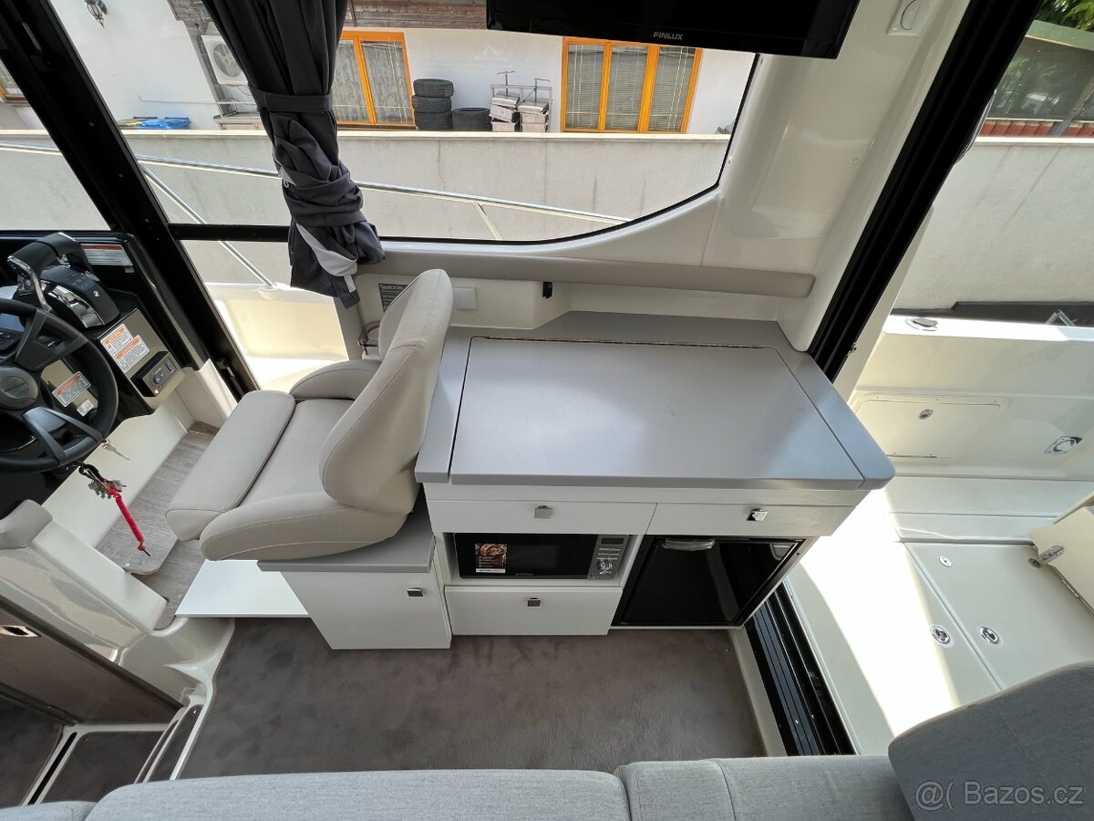 QUICKSILVER Activ 805 WEEKEND + MERCURY F 225 V6 EFI EXLPT D - 5