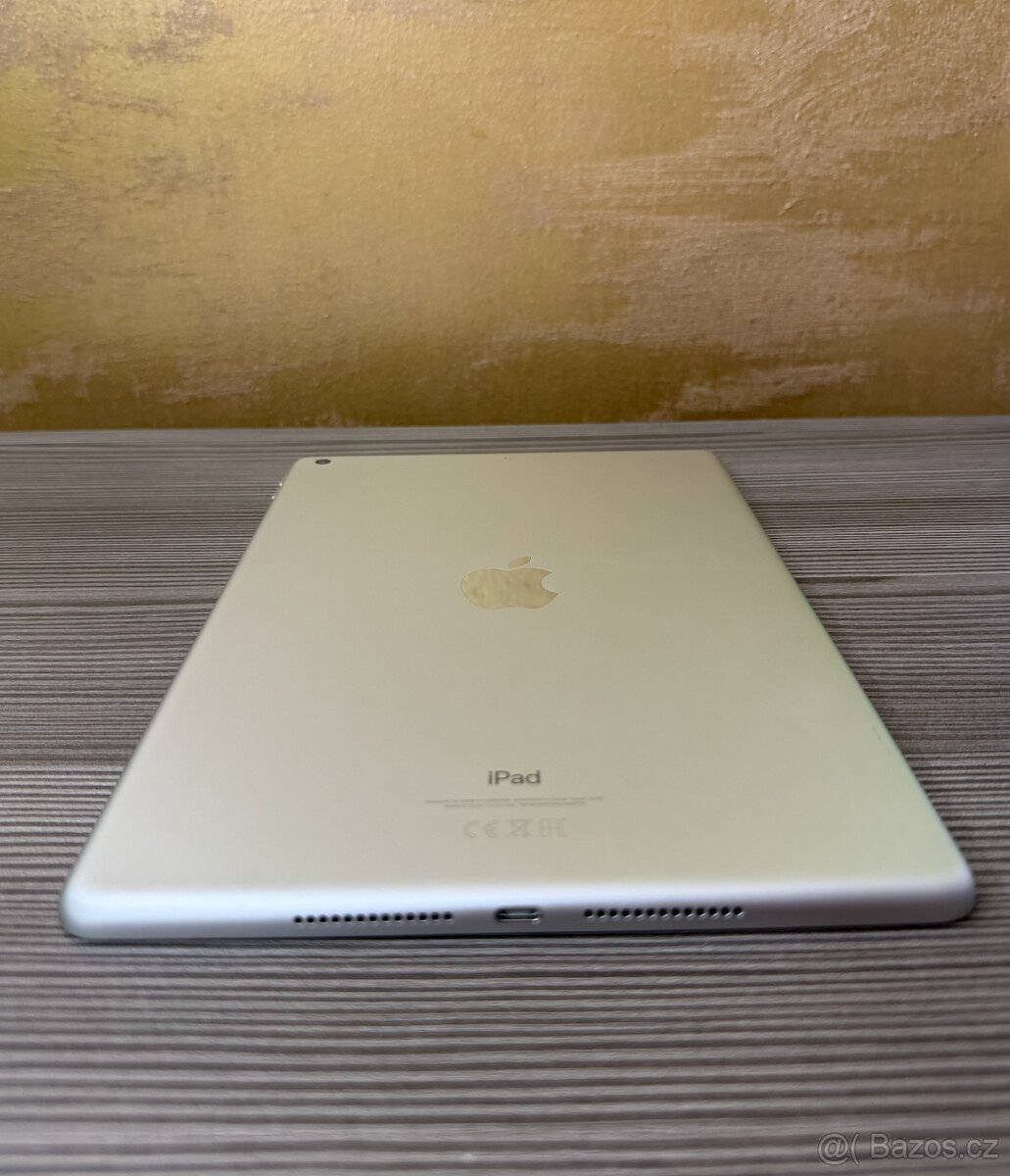 Apple iPad 7 32GB stříbrný, top stav - 5