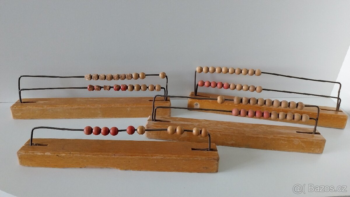 Retro kufřík,počítadla,pero,ořezávátka - 5