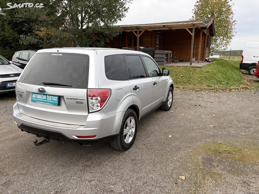 Subaru Forester 2.0 TD-E 4x4 - 5