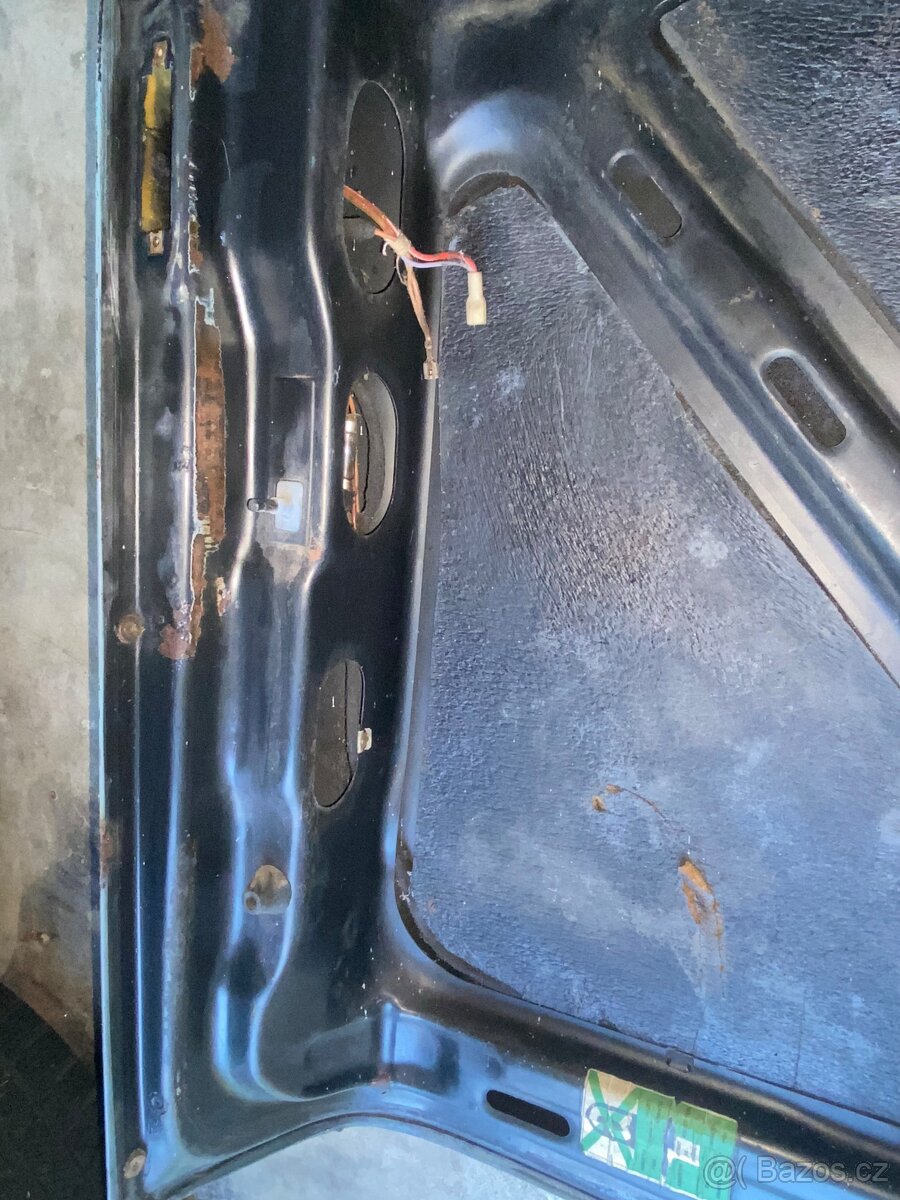 Viko kufru Mercedes w123 - 5