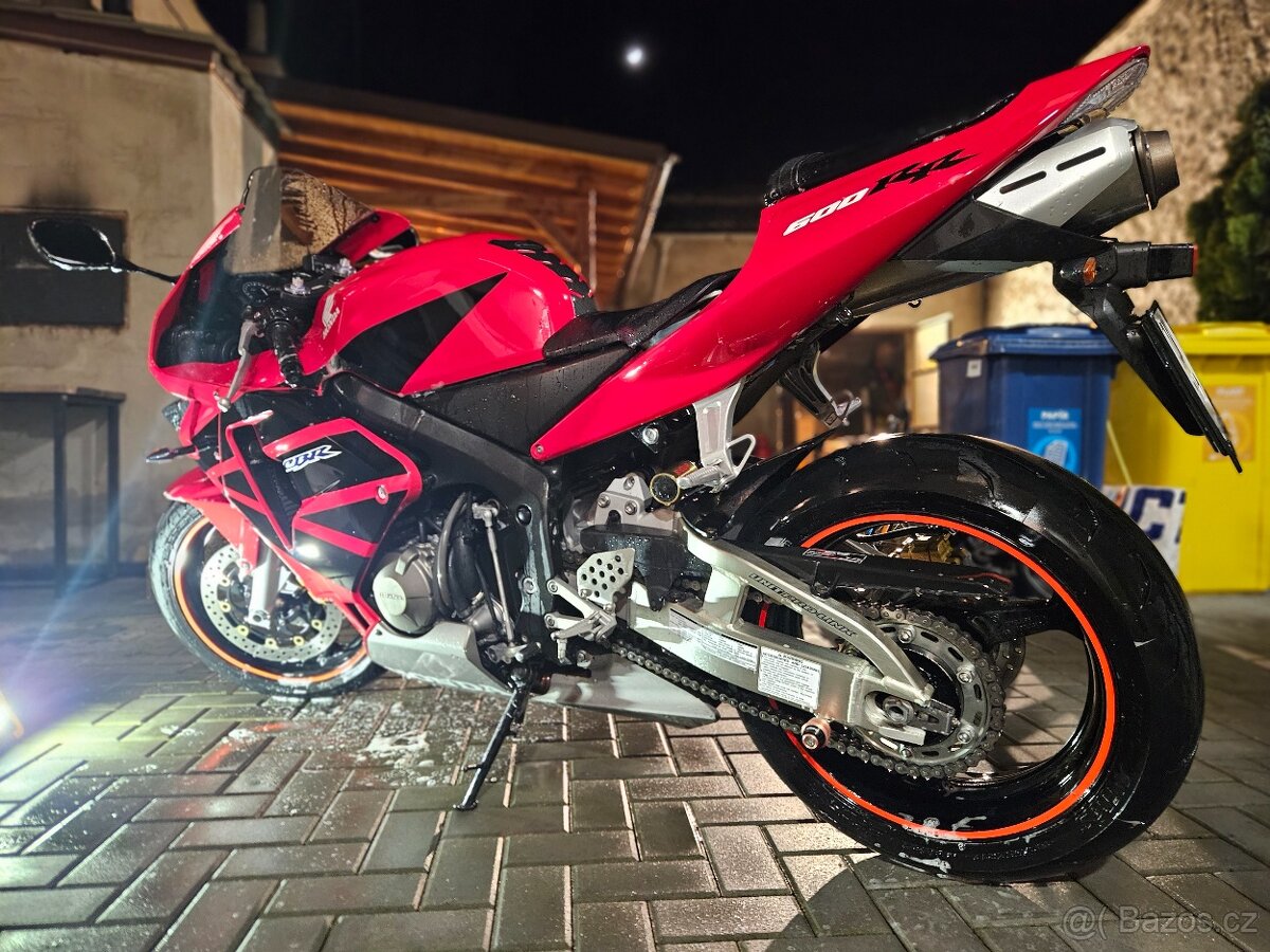 Honda cbr 600 rr - 5
