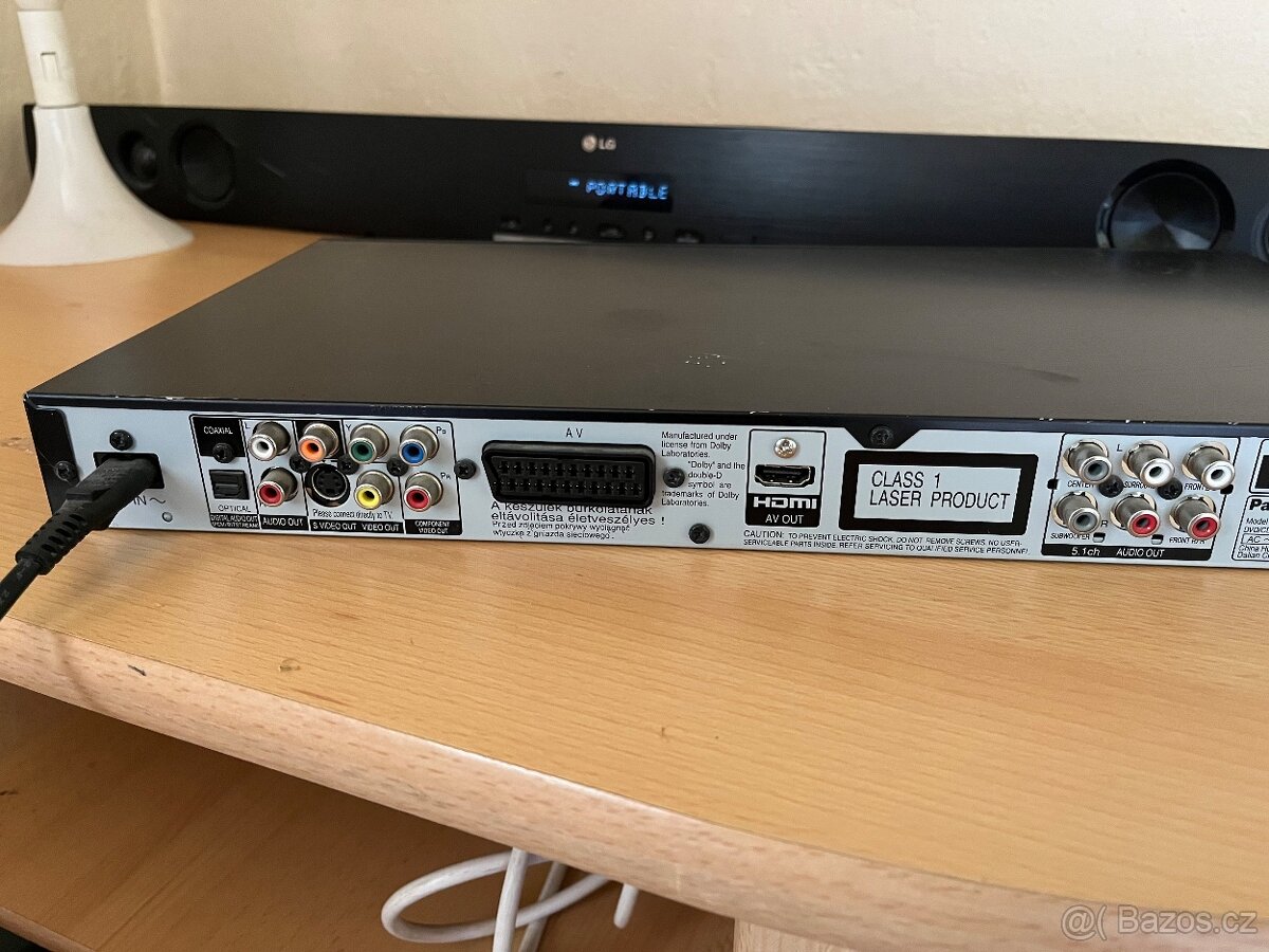 Panasonic DVD přehrávač + sbírka DVD - 5