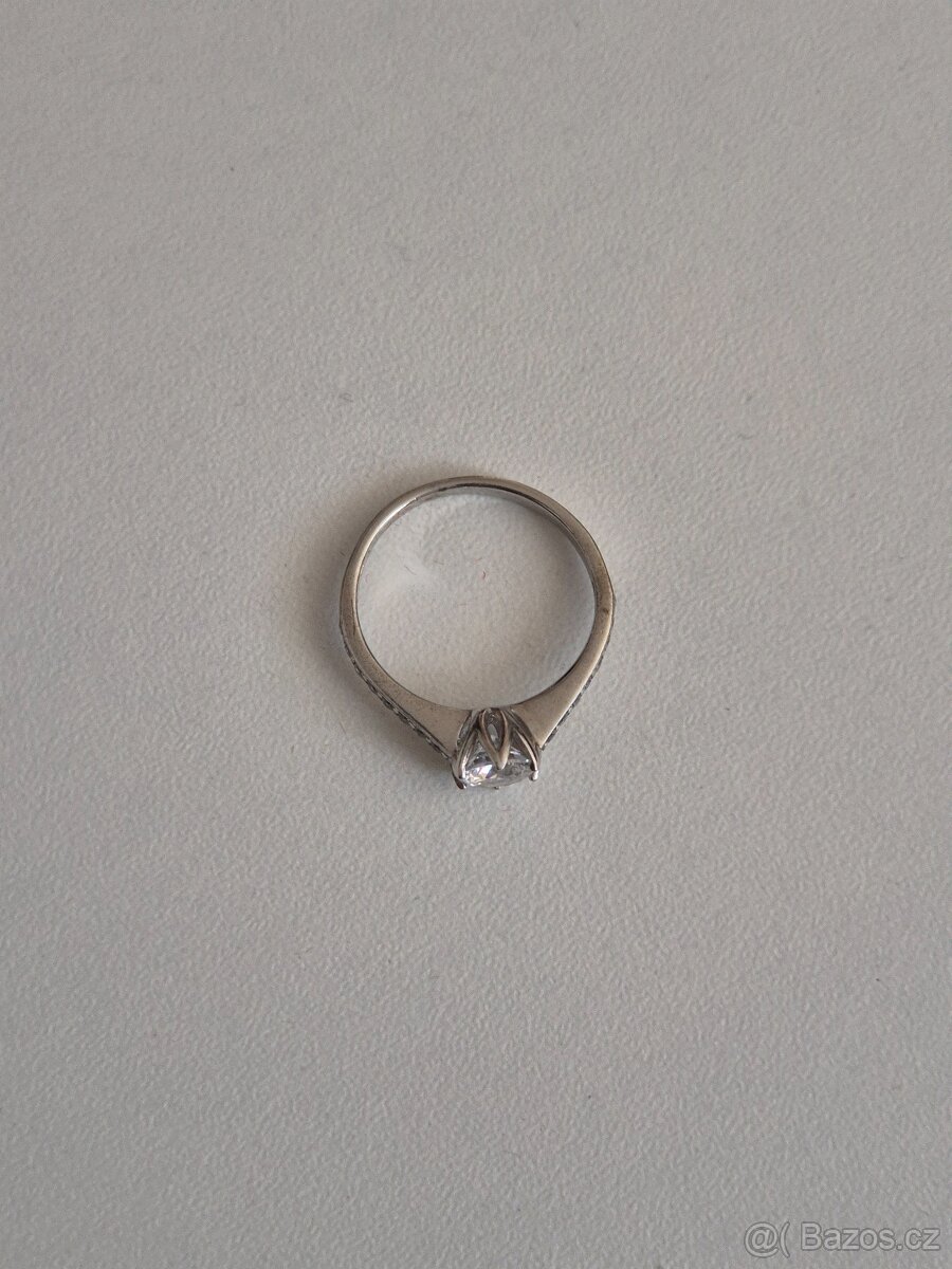 Stříbrný prsten se zirkonem - 5