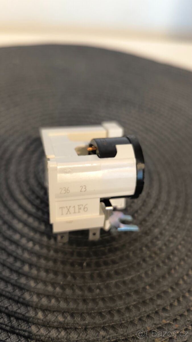 relé TX1F6 do lednice - 5