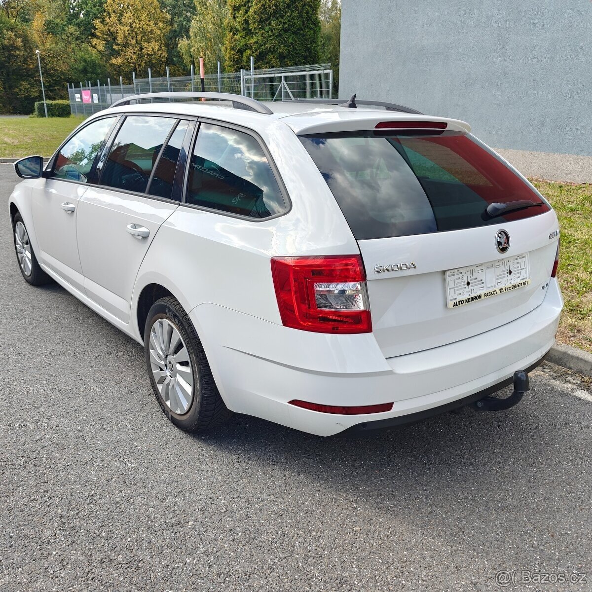 Škoda Octavia III combi 2.0tdi 4X4 DSG Švýcarsko tažné TOP - 5