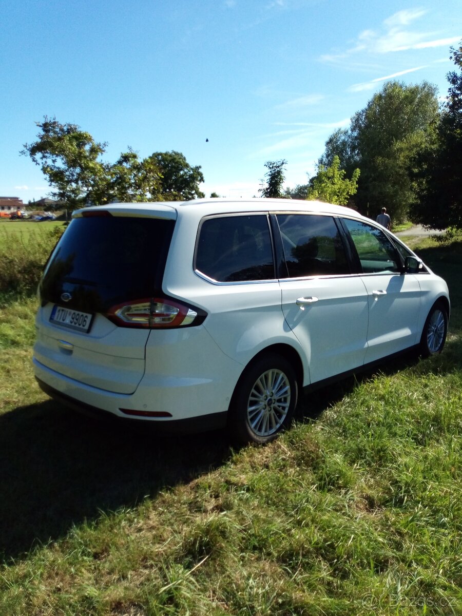 Ford Galaxy 2017 7 míst 94700 km - 5