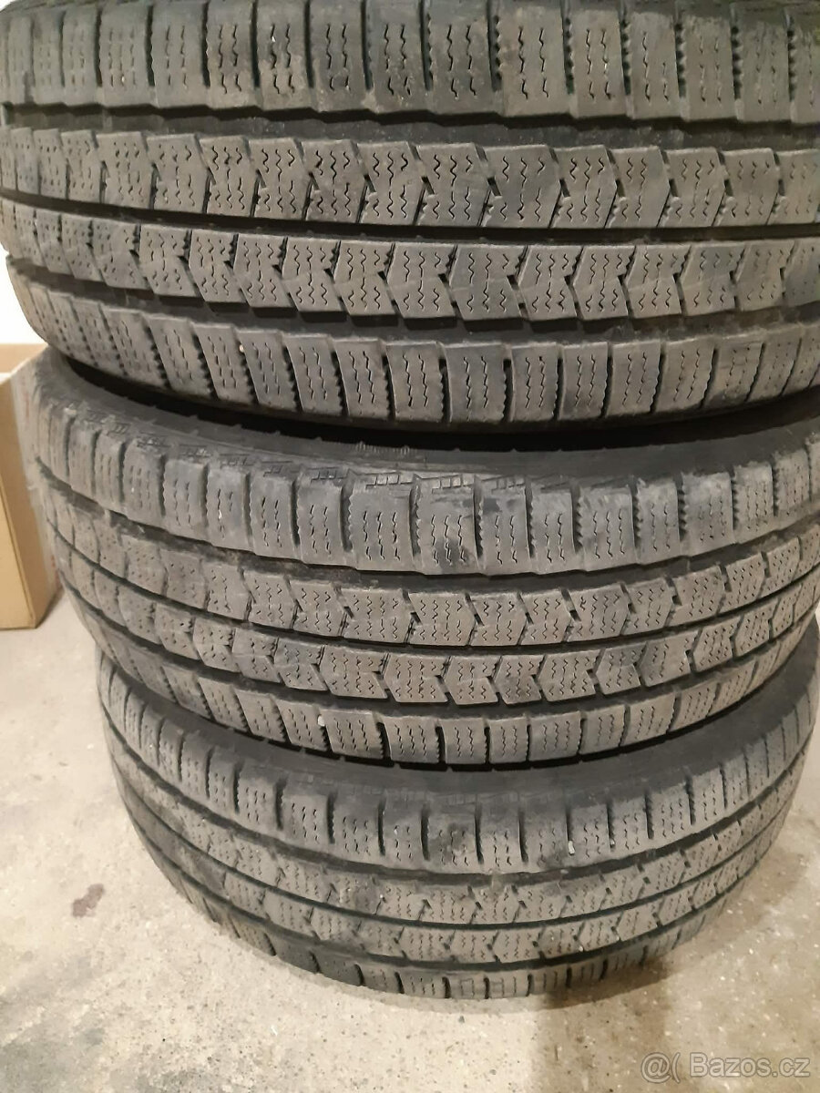 215/65r16c - 5