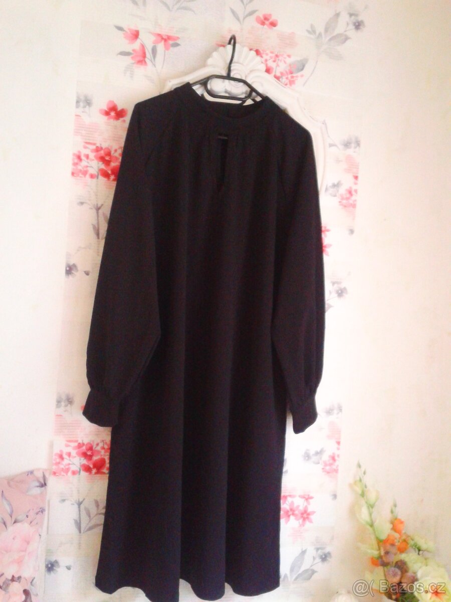 Elegantní černé šaty 48/52 - 5