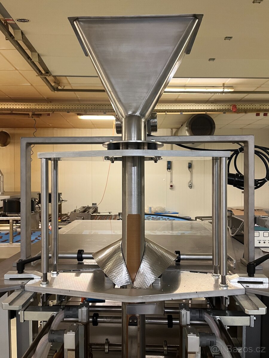 vertikální plnicí/uzavírací stroj - 5