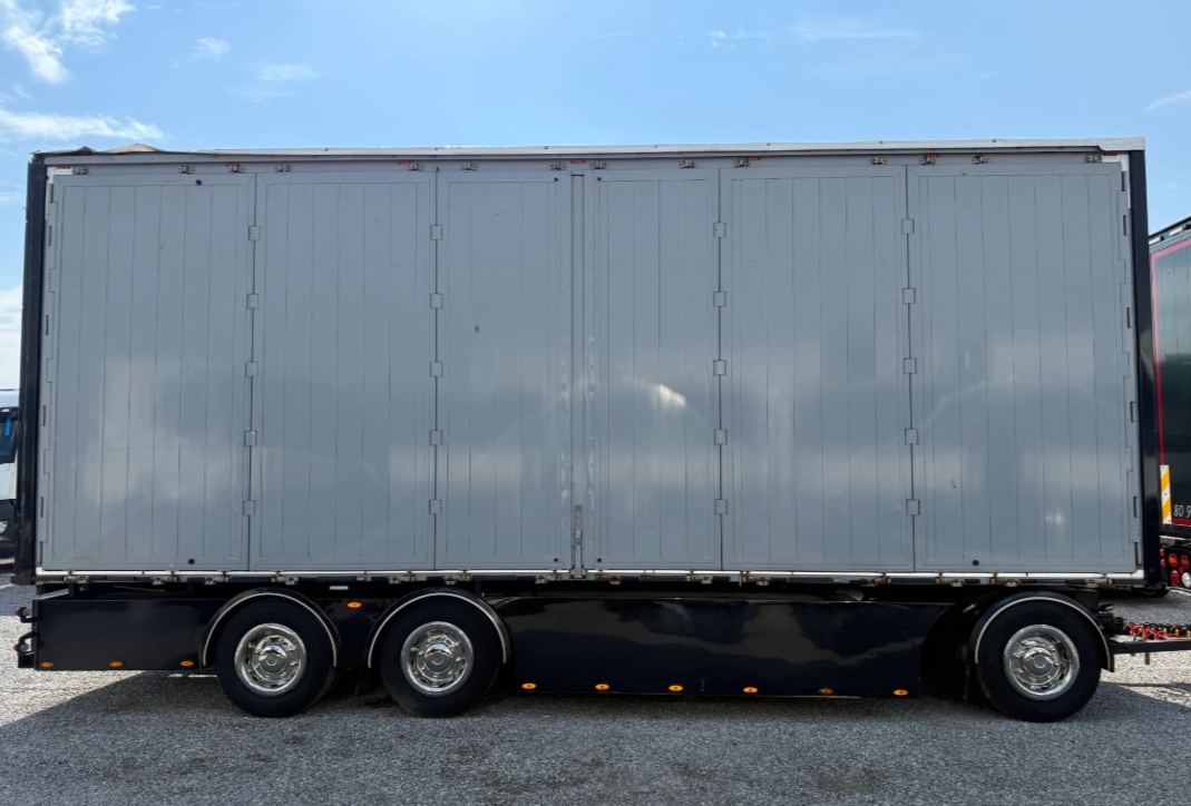 Volvo FH16 660 6x2 E6 - souprava skříň - 5