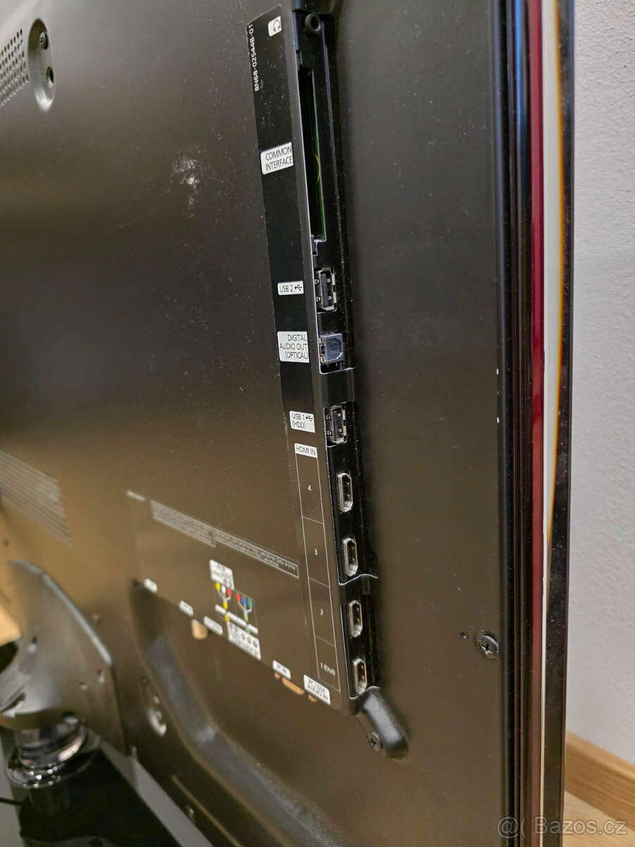 Samsung 40" LED TV - 5