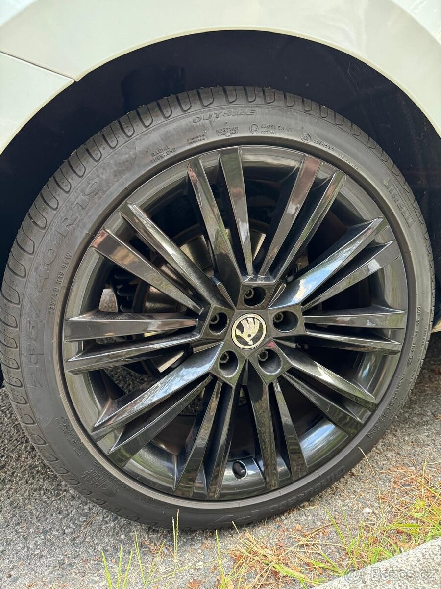 Škoda Superb IV 2020 Laurin&Klement, Webasto, Panorama - 5