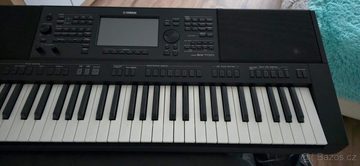 Yamaha psr sx700 - 5