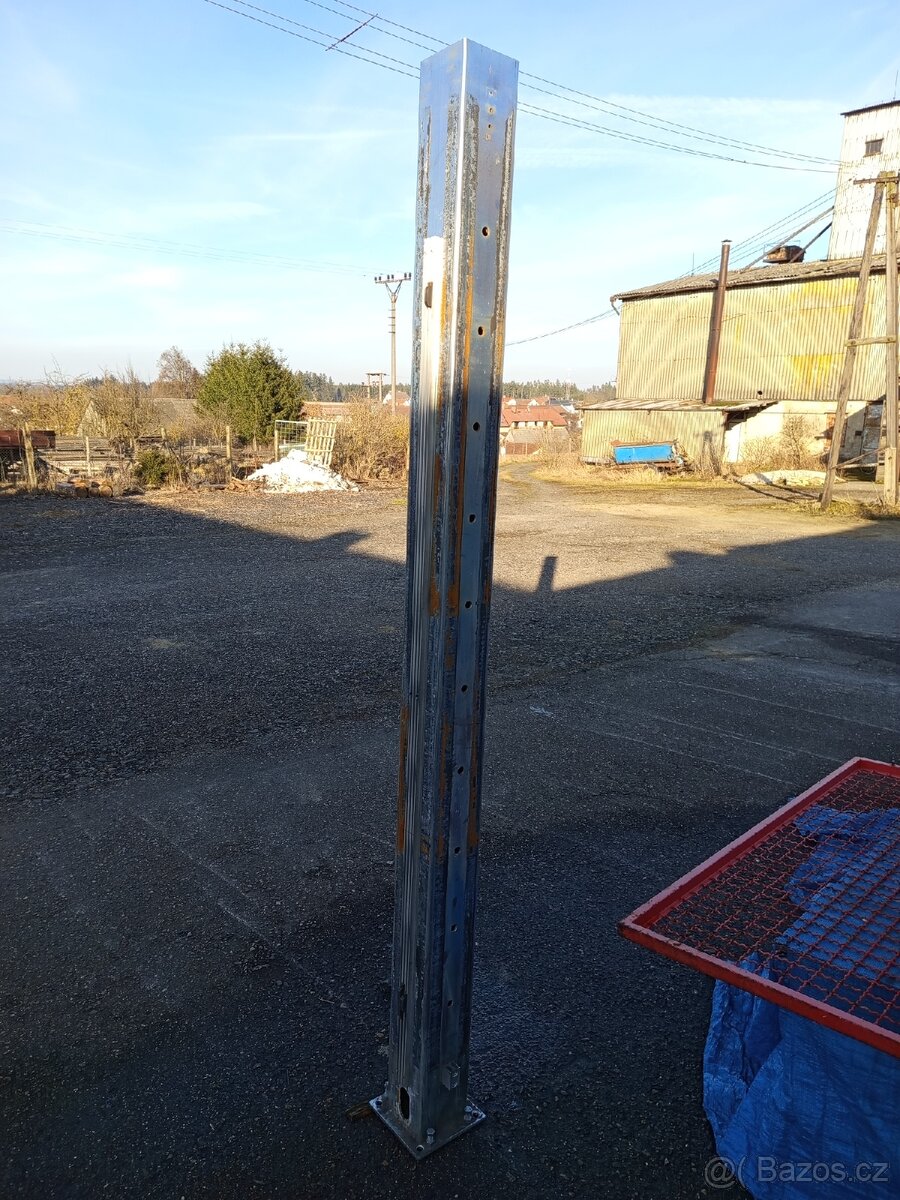 Sloup s ozubeným hřebenem - 5