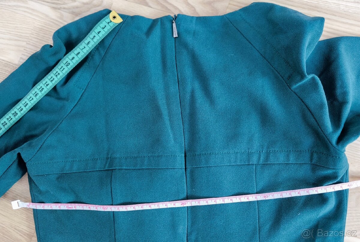 Smaragdové společenské šaty - 5