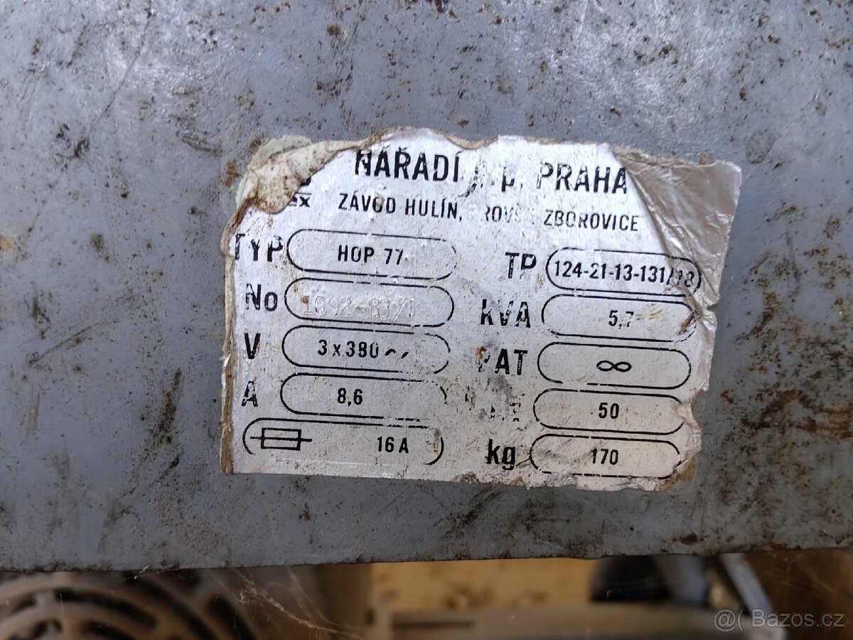 Cirkulárka Narex HOP 77 + štípačka - 5