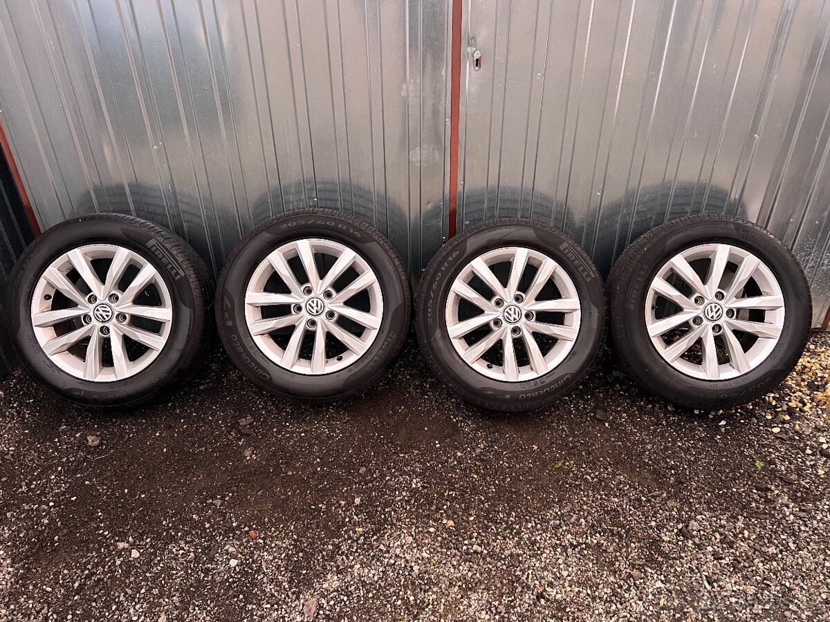 Originální letní alu sada VW 205/60R16, Pirelli 6mm - 5