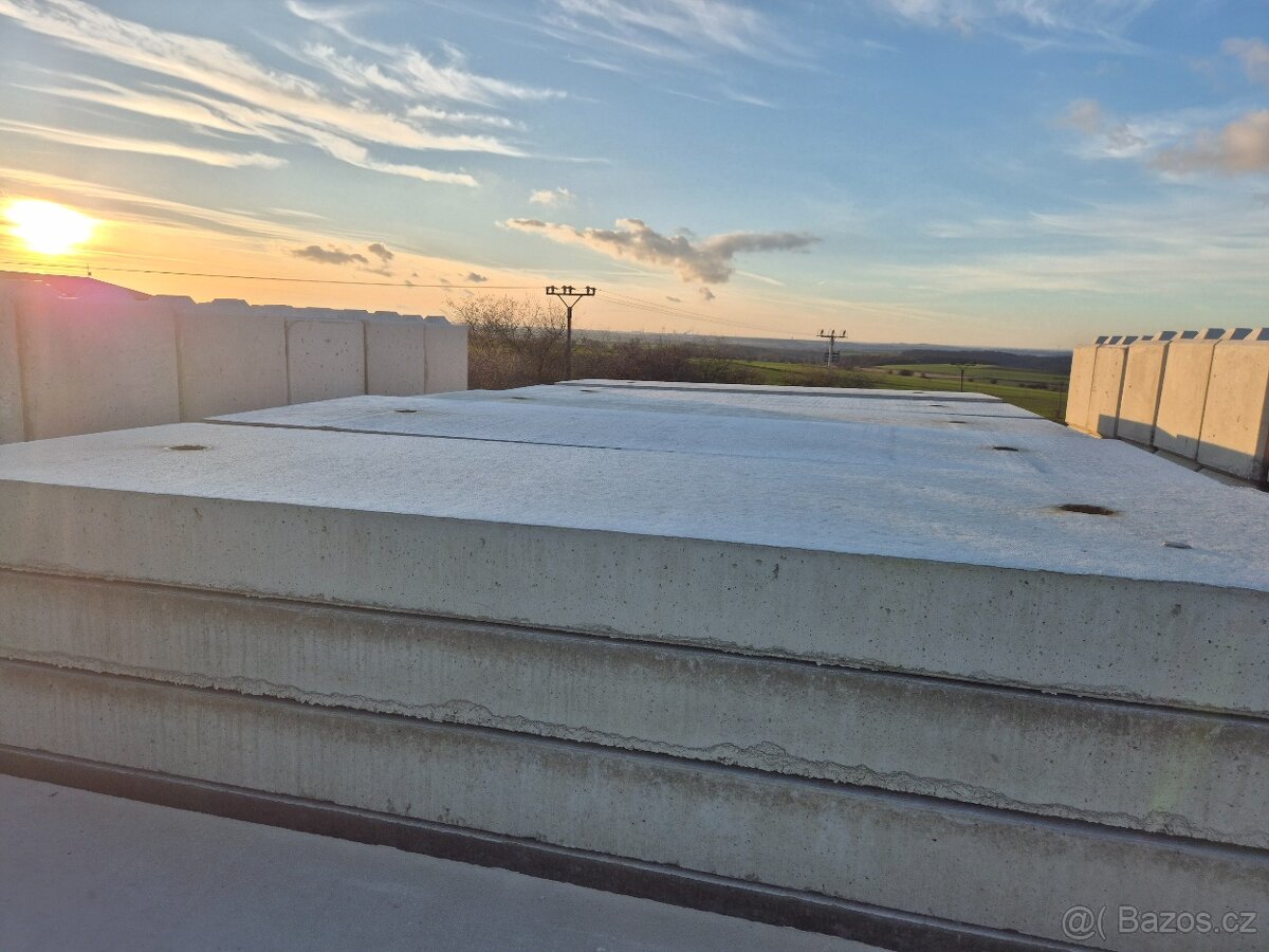 BETONOVÉ PANELY - 5