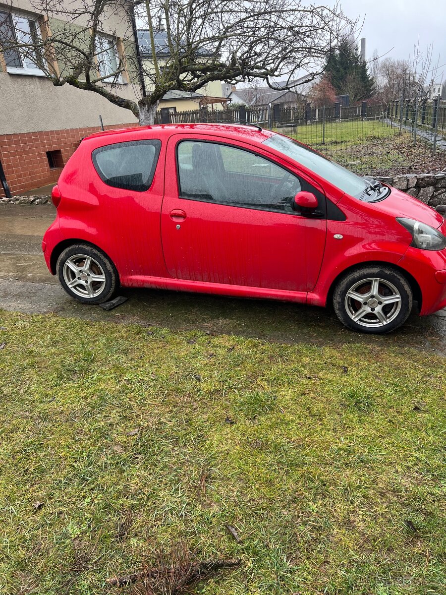 Toyota aygo 1.0i 50kw - 5