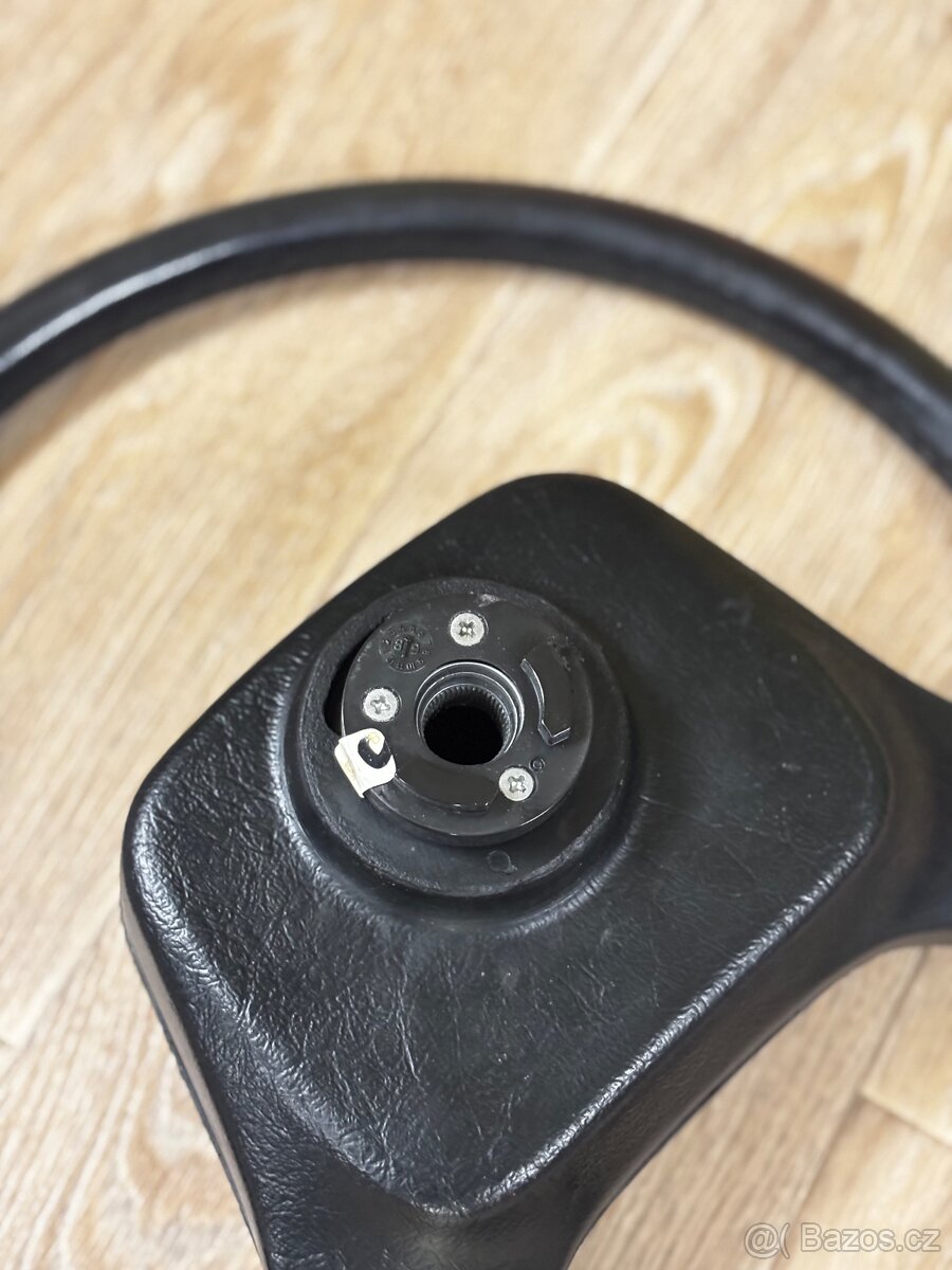 Jaguar xj40/xj6 volant - 5