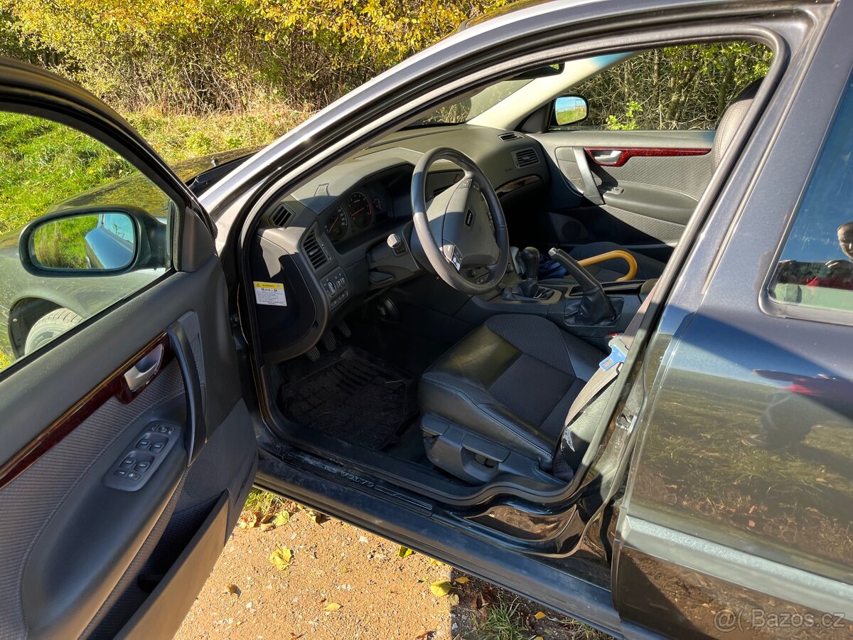 Volvo S60 2.4t - 5