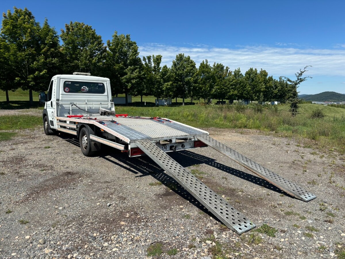 Peugeot Boxer 3.0 HDi 130kw Odtahový speciál