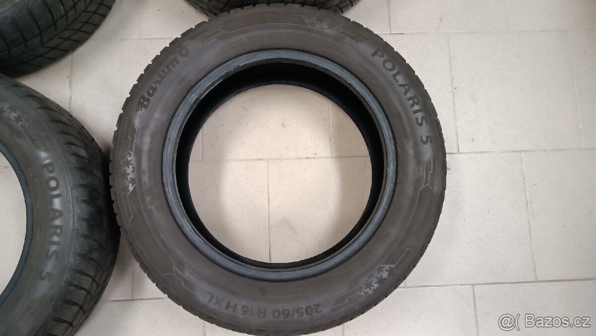 205/60/16 zimní - 5