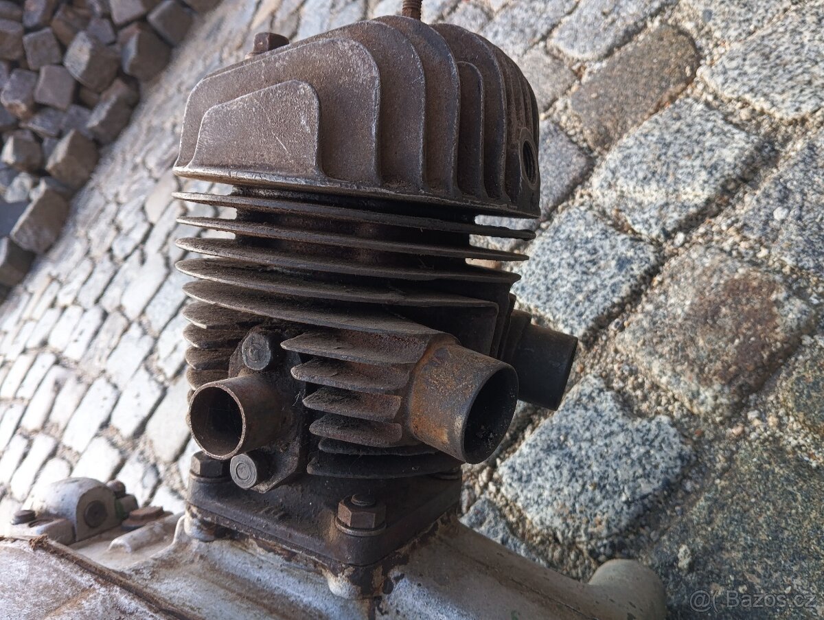 Motor ČZ 250 tourist, sport - 5