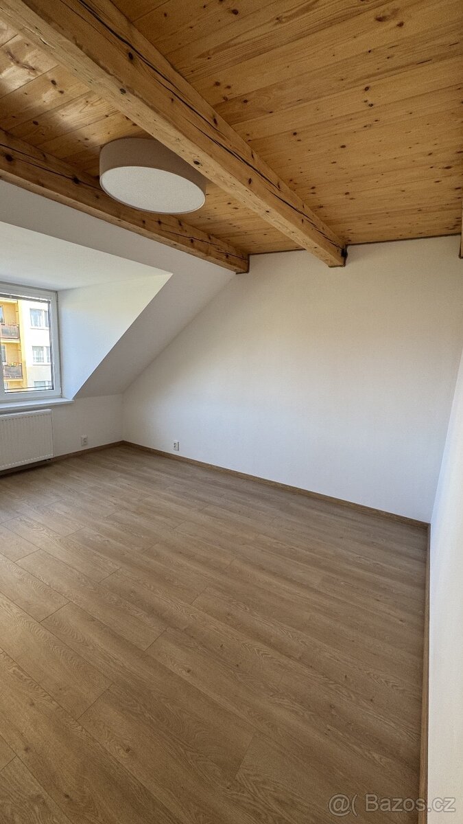 Pronájem bytu 2+1 57,35 m² Gogolova, Jeseník - 5