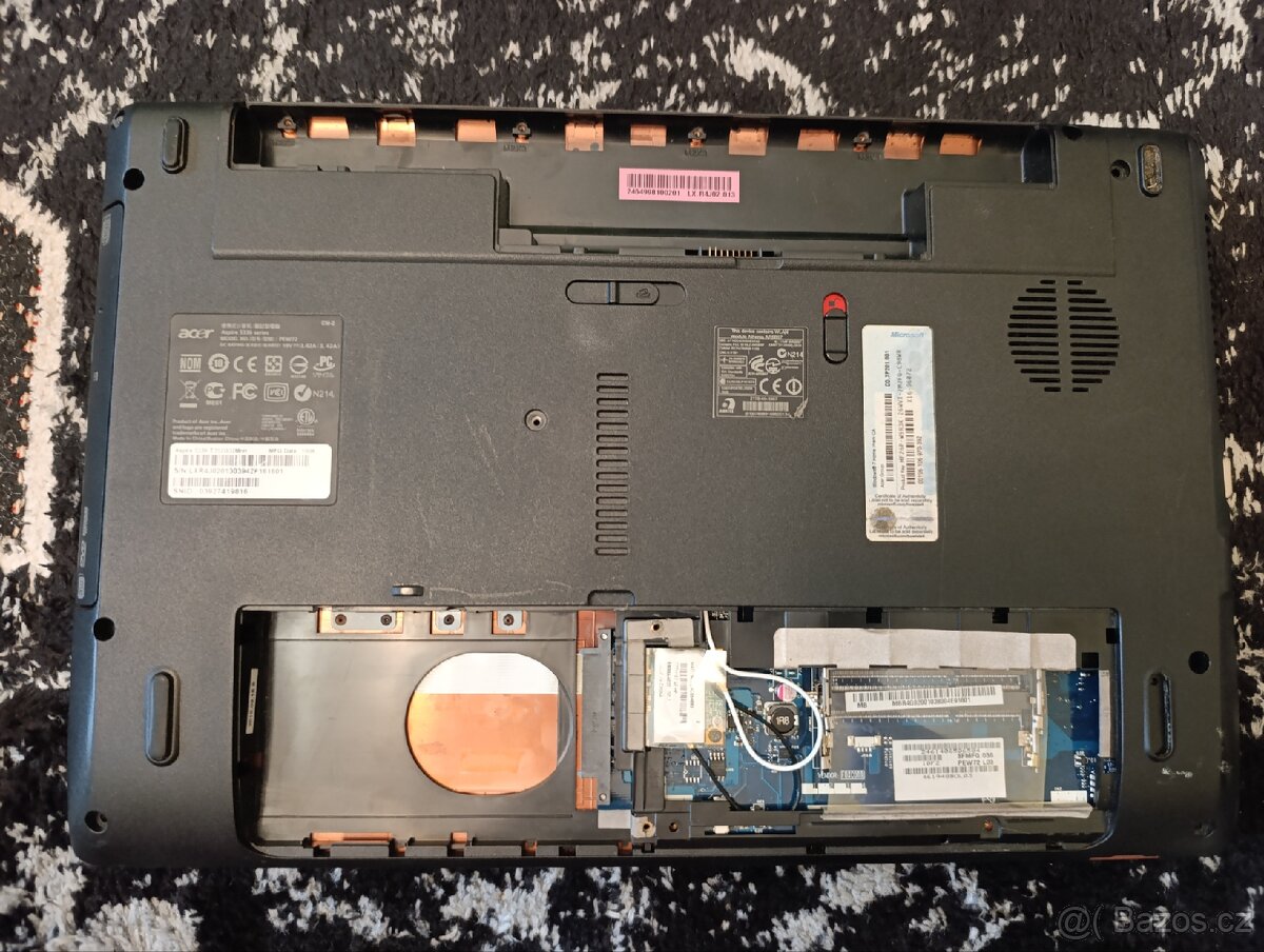 Prodám notebook Acer Aspire 5336 (PEW72) – na díly - 5