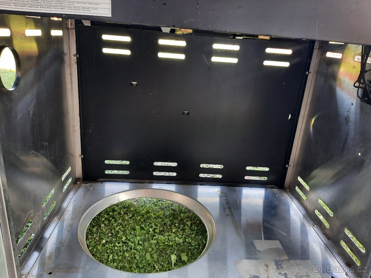 Zahradní gril CharBroil - 5