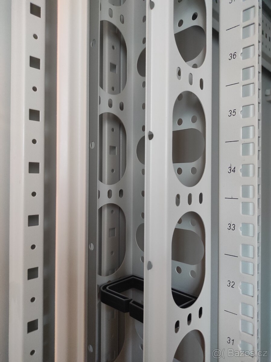 Racková skříň 45U - 5