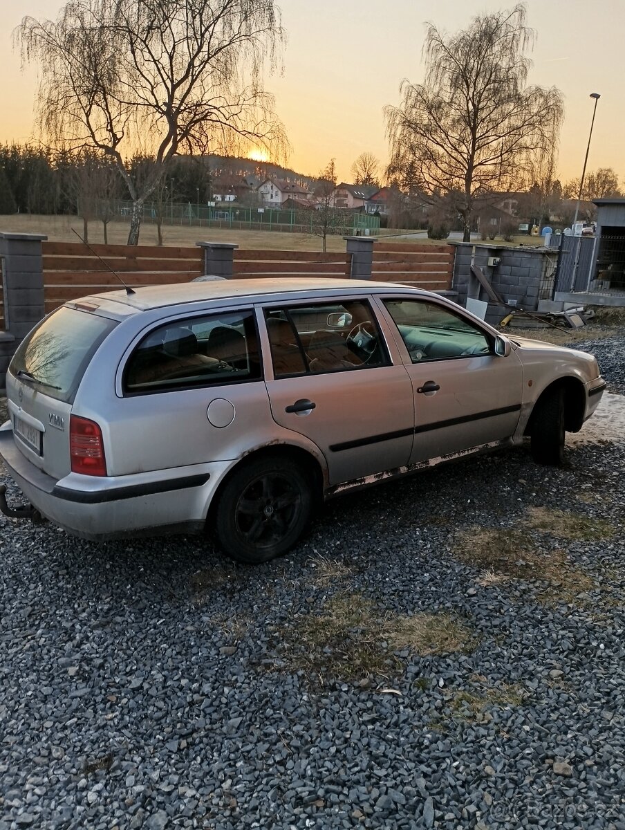 Škoda Octavia - 5