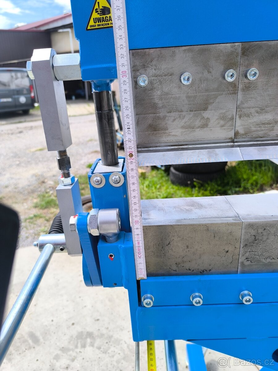 ohýbačka plechů - 5