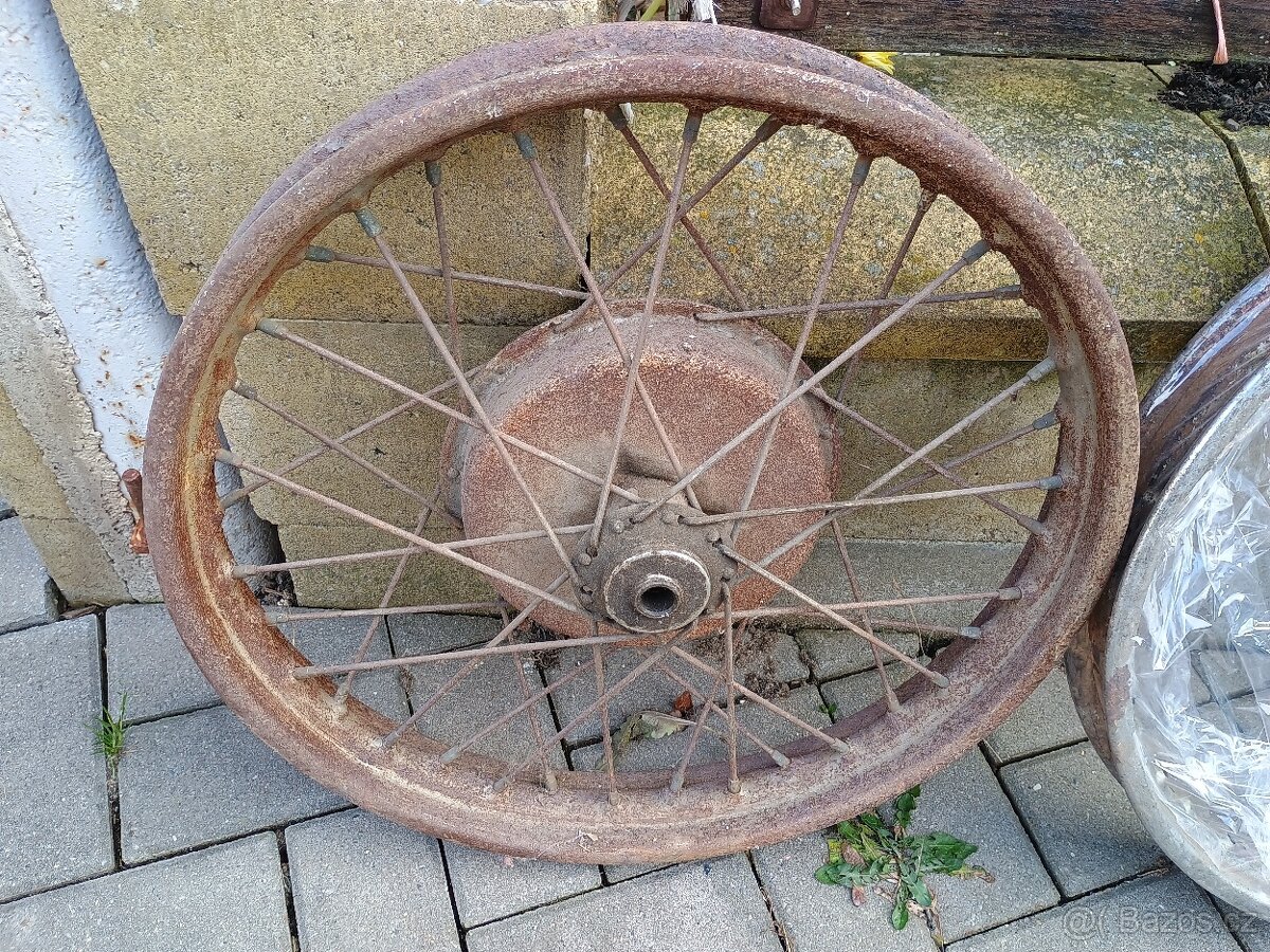 Kola Jawa 500 OHC 01, 00 šnek - 5