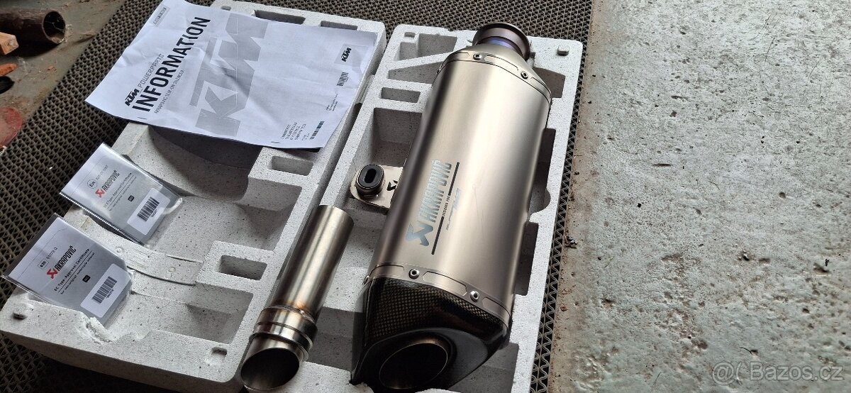 Výfuk Akrapovič KTM Superduke 1290 - 5