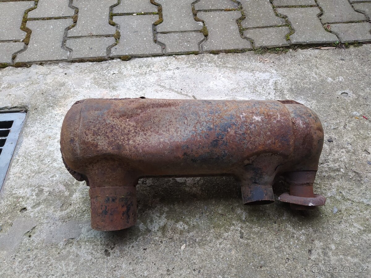 TRABANT - náhradní díly (hodně) - 5