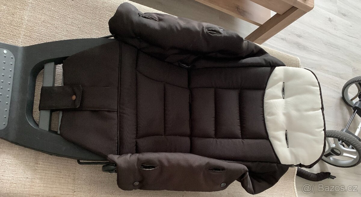 Kočárek Quadro na terasu nebo balkon - 5