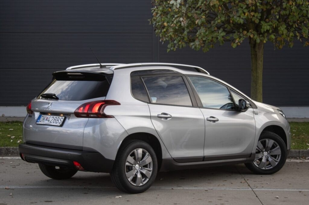 Peugeot 2008 1.2 PureTech Style - 5
