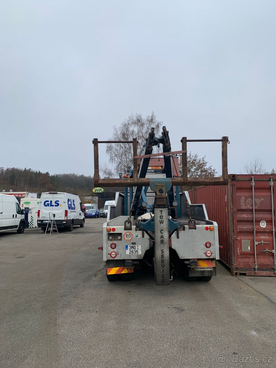 Odtahový speciál Kenworth - 5