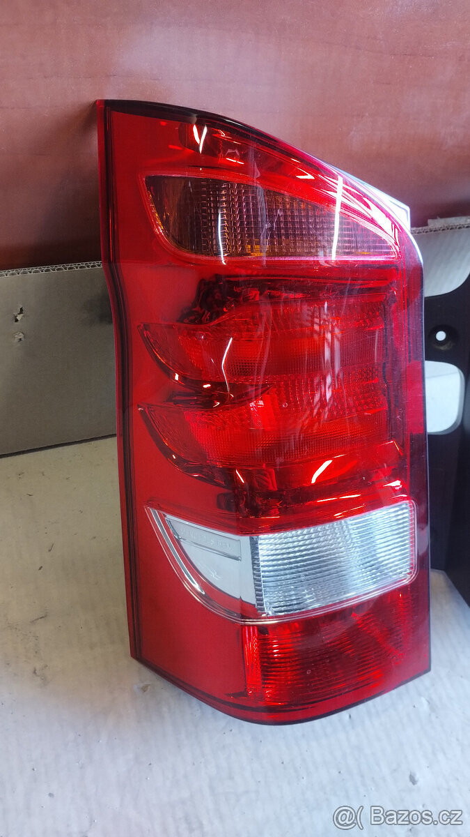 Zadní světla LAMPY VITO / V-klass W447 - 5