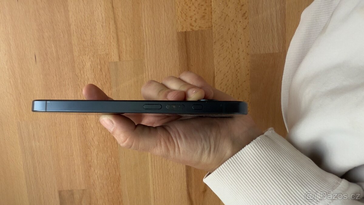 IPhone 15 pro 256 gb - 5