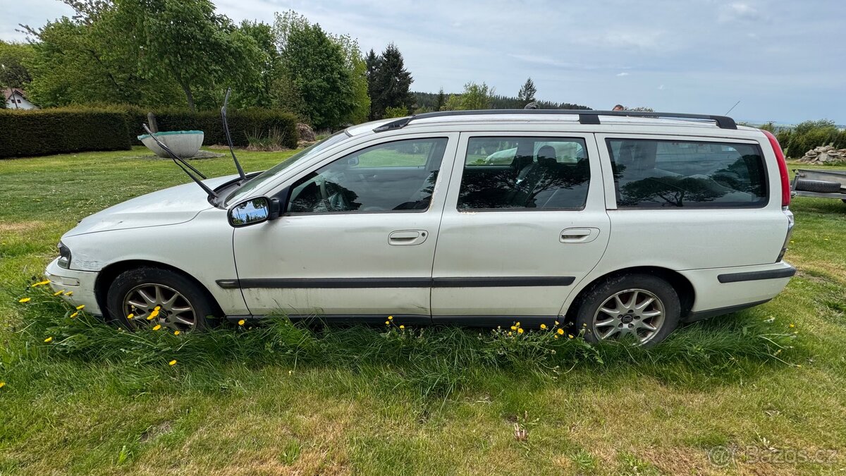 Volvo V70 veškeré díly ND 2.5 benzín - 5
