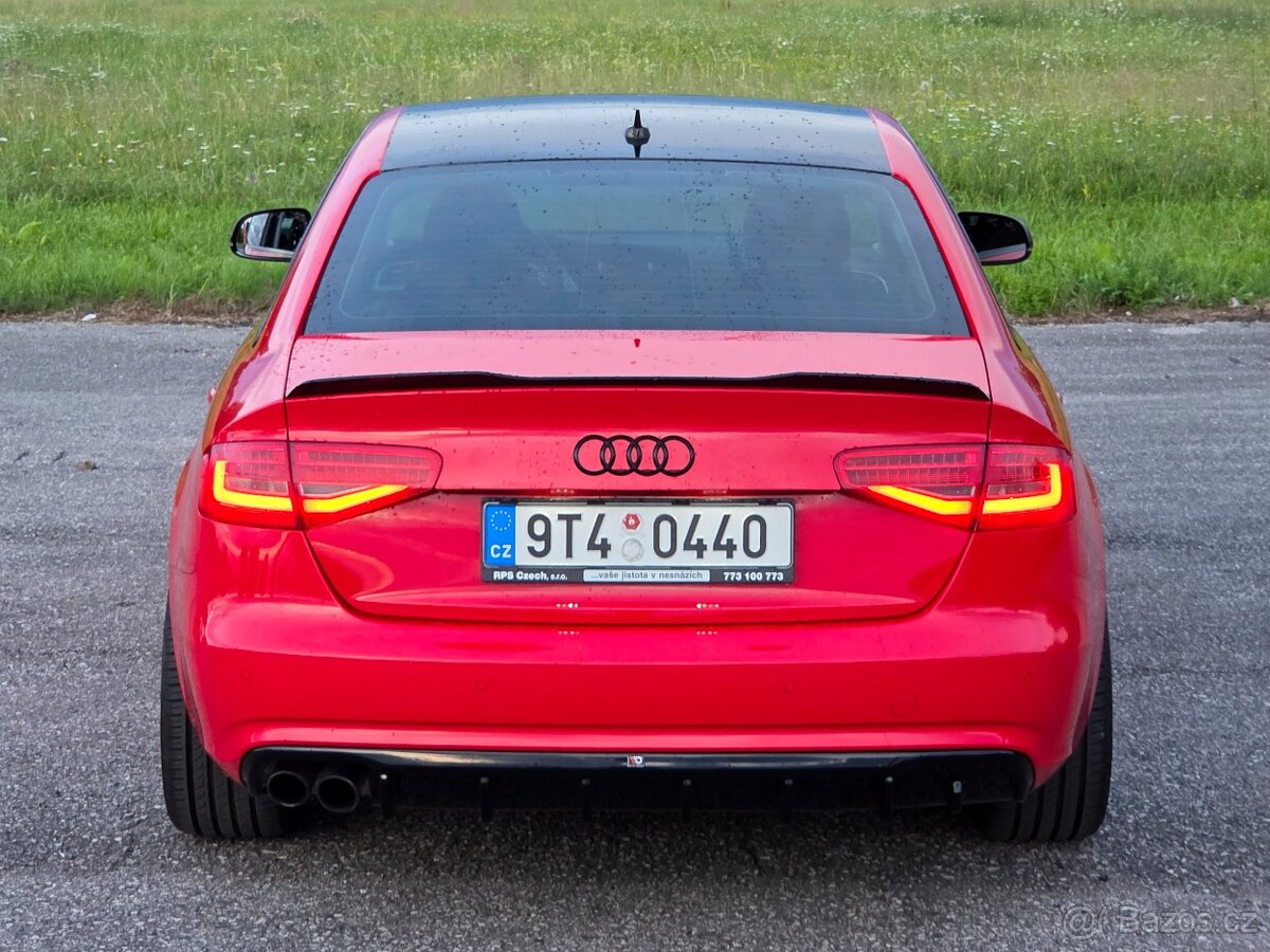 Křídlo Audi A4 B8 facelift - 5