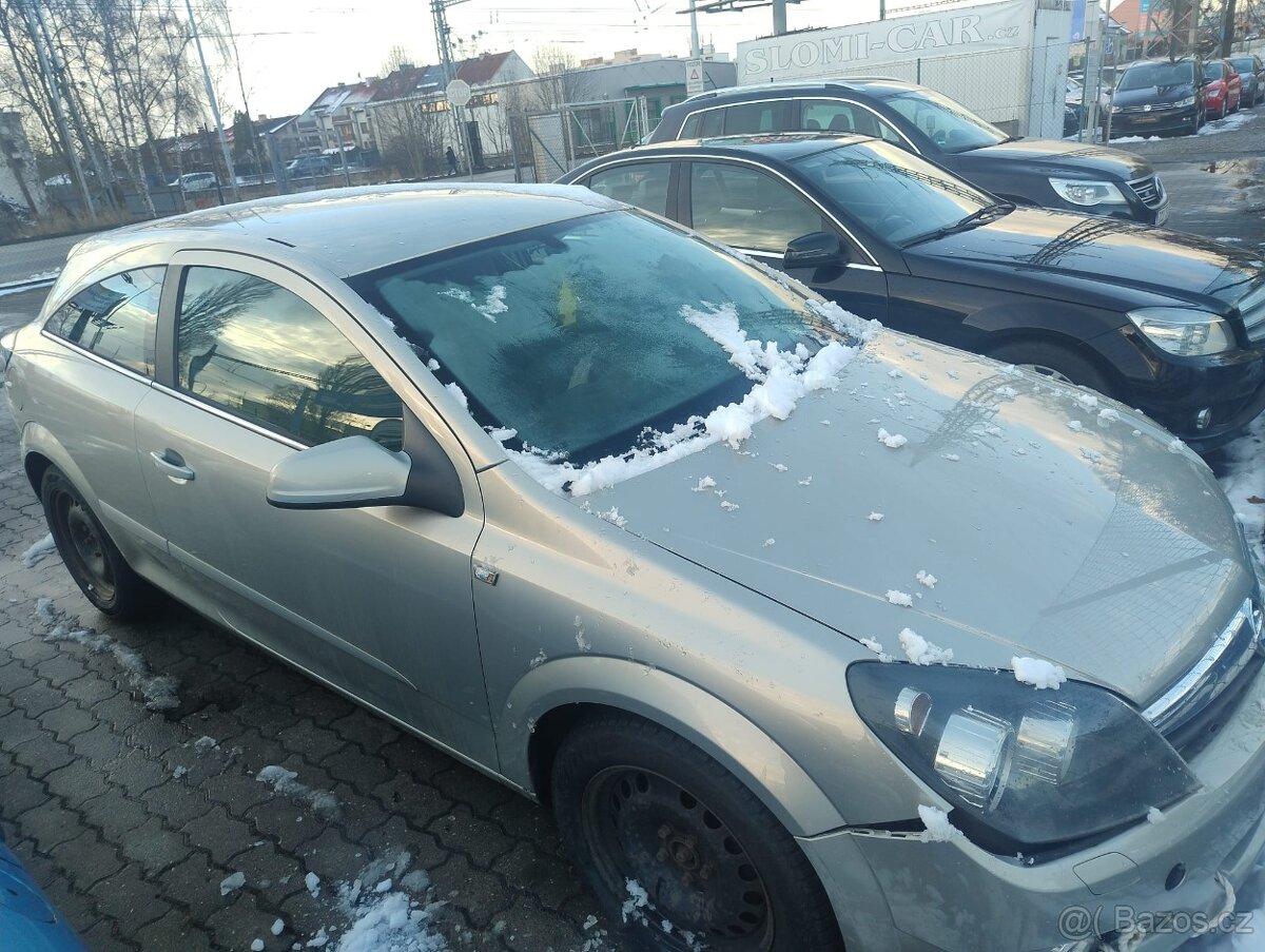 Opel Astra 1.8 16V - 5