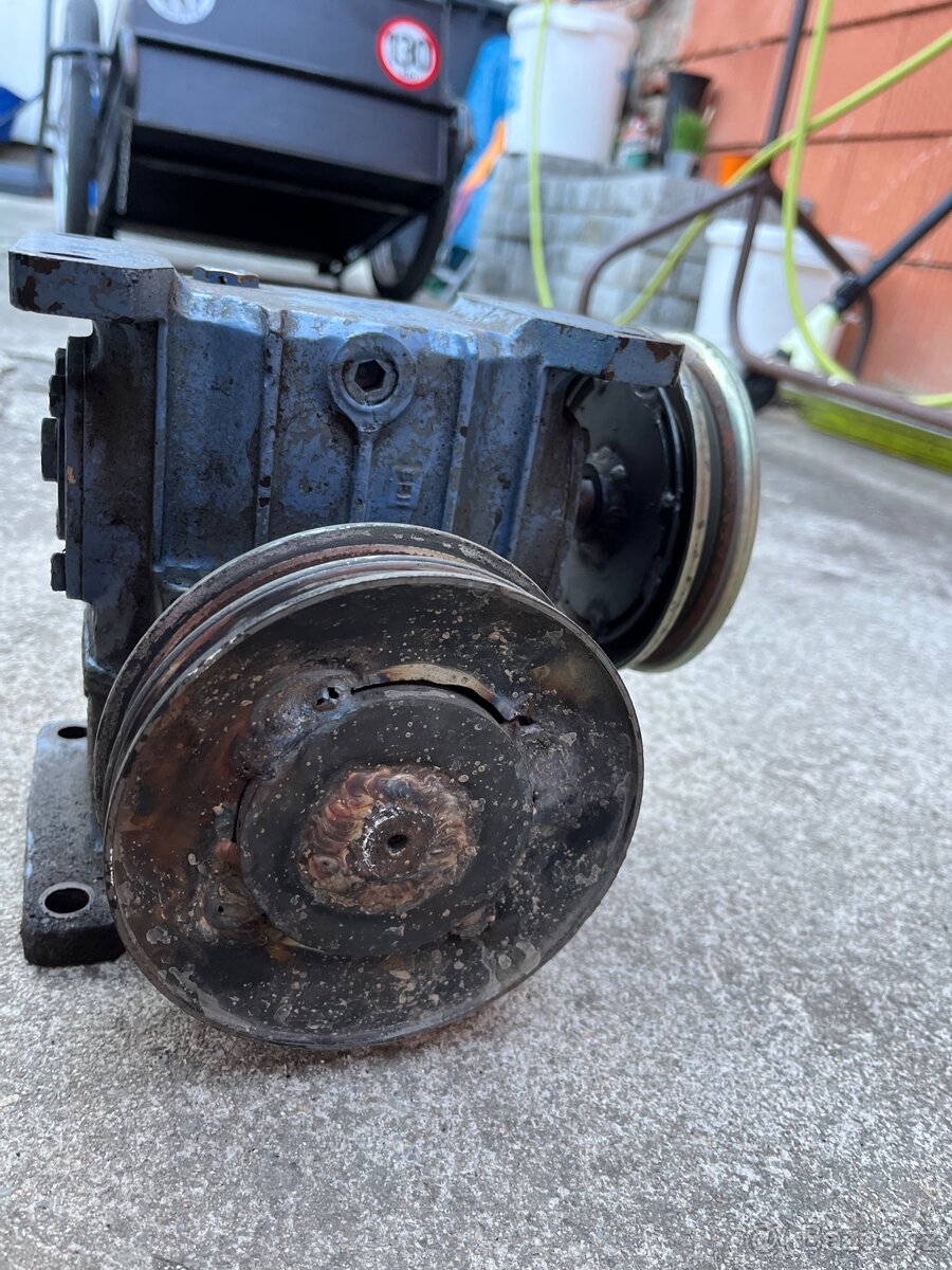 Šnekova převodovka Holroyd - 5